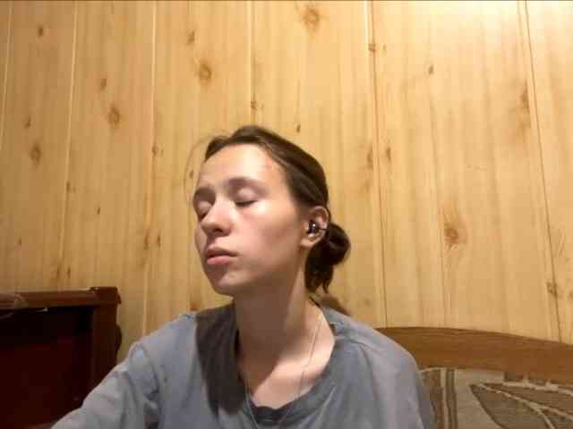 JazminKulju webcam