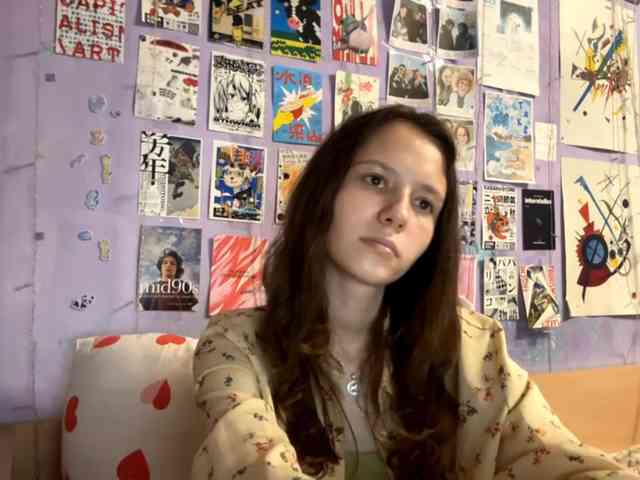 JazminKulju webcam