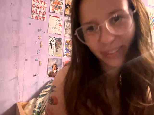 JazminKulju webcam