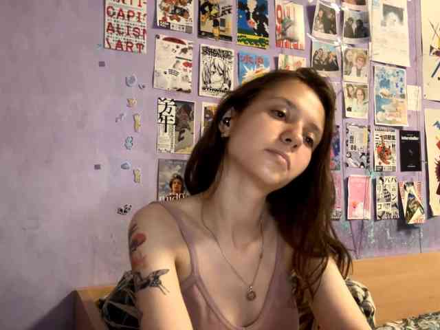 JazminKulju webcam