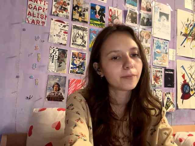 JazminKulju webcam