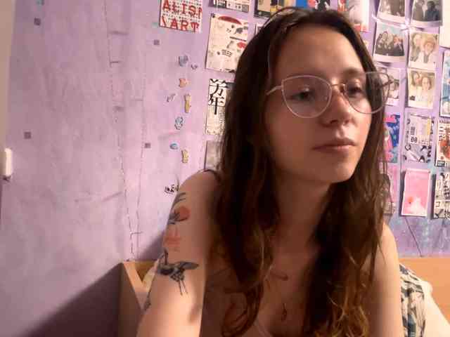 JazminKulju webcam