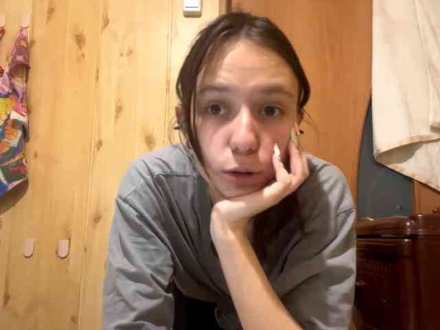 JazminKulju webcam