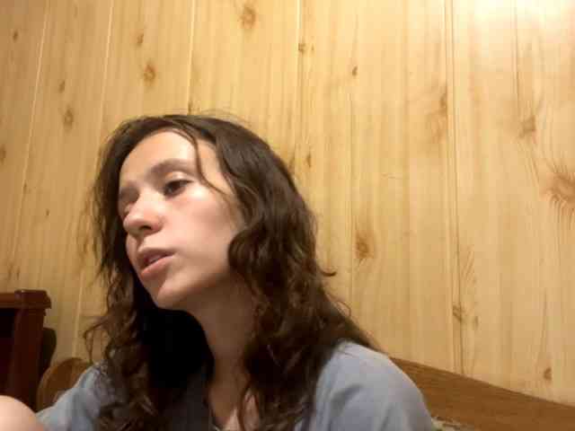 JazminKulju webcam