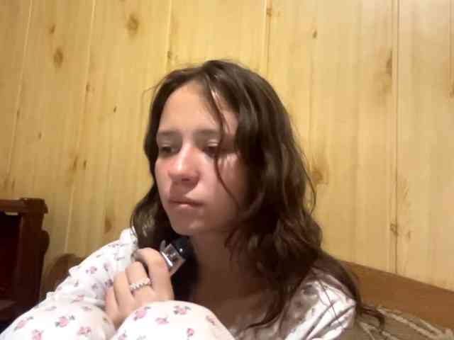 JazminKulju webcam
