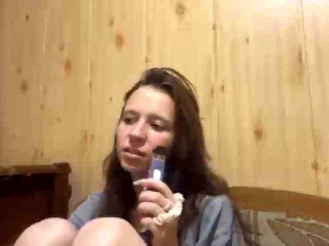JazminKulju webcam