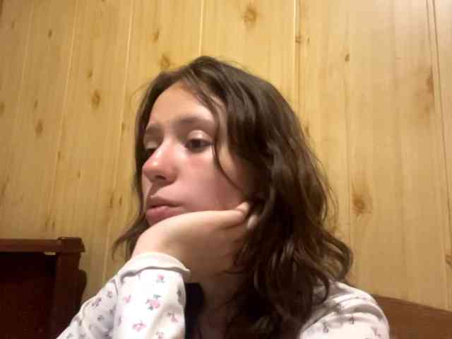 JazminKulju webcam