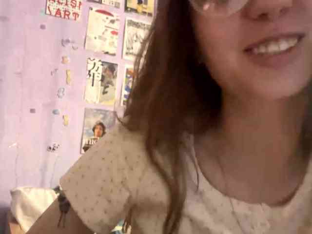JazminKulju webcam