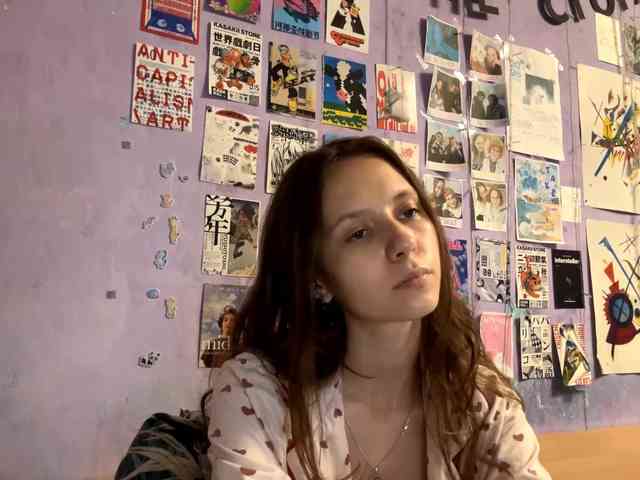 JazminKulju webcam