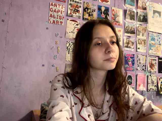 JazminKulju webcam