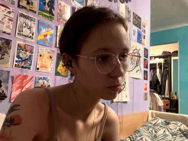 JazminKulju webcam