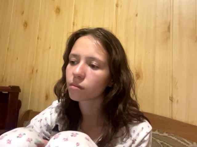 JazminKulju webcam