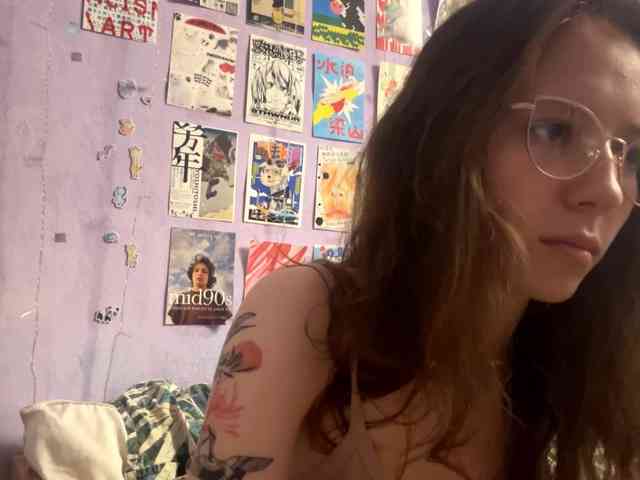 JazminKulju webcam