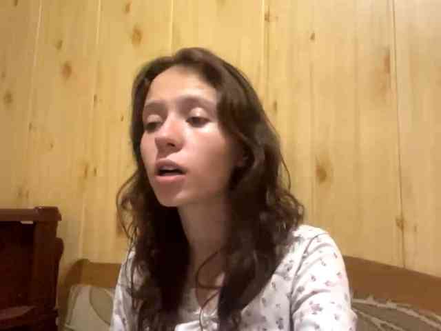 JazminKulju webcam