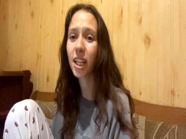 JazminKulju webcam