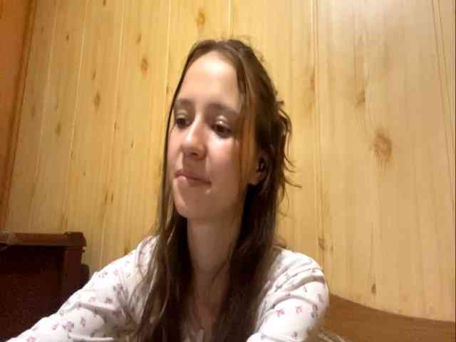 JazminKulju webcam