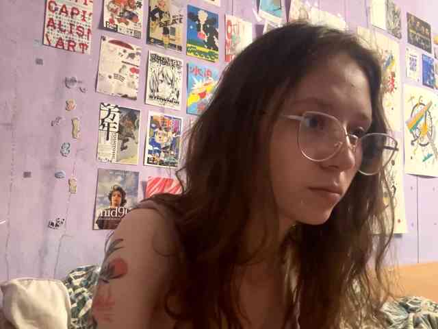 JazminKulju webcam