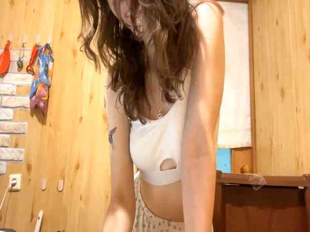 JazminKulju webcam