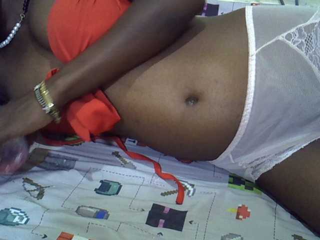 Slimpetite live cam on BongaCams