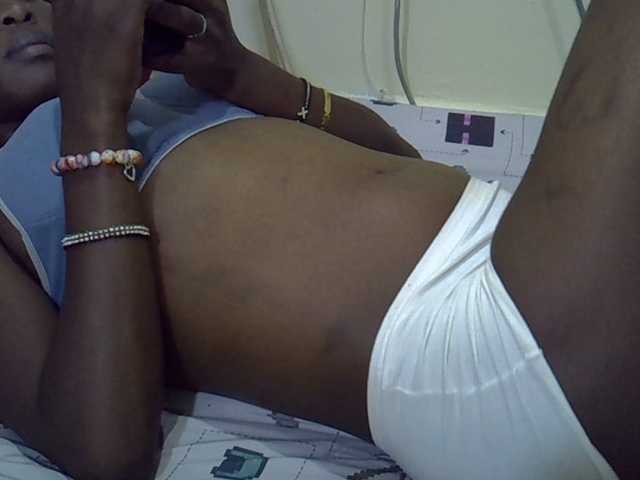 Slimpetite live cam on BongaCams