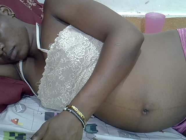 Slimpetite live cam preview