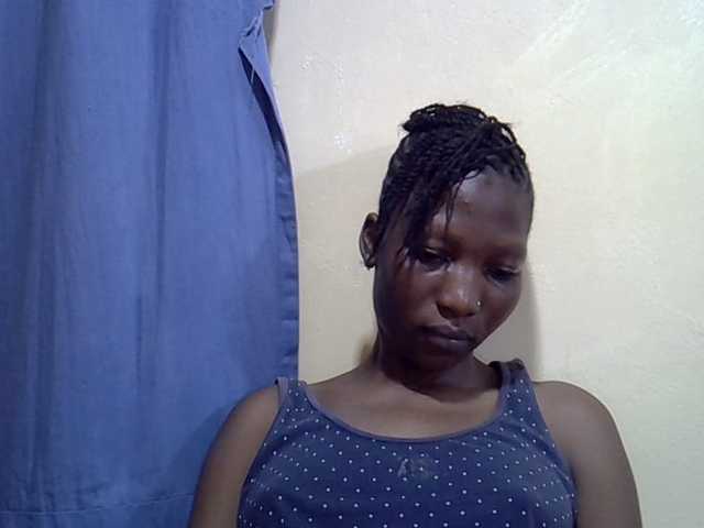 Slimpetite live cam on BongaCams