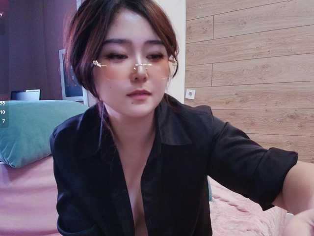 yunlihn live cam on BongaCams
