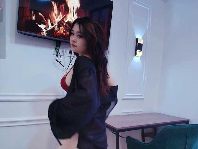 yunlihn live cam on BongaCams
