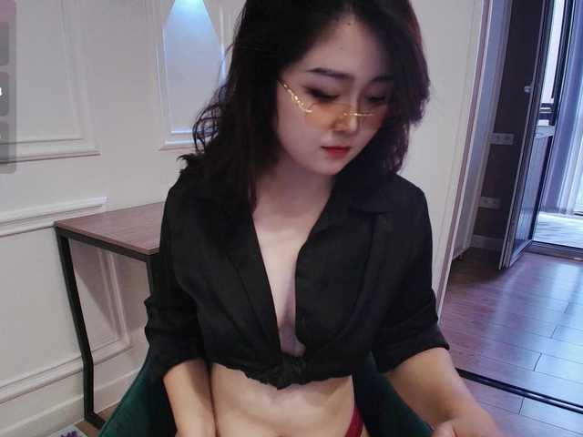yunlihn live cam on BongaCams