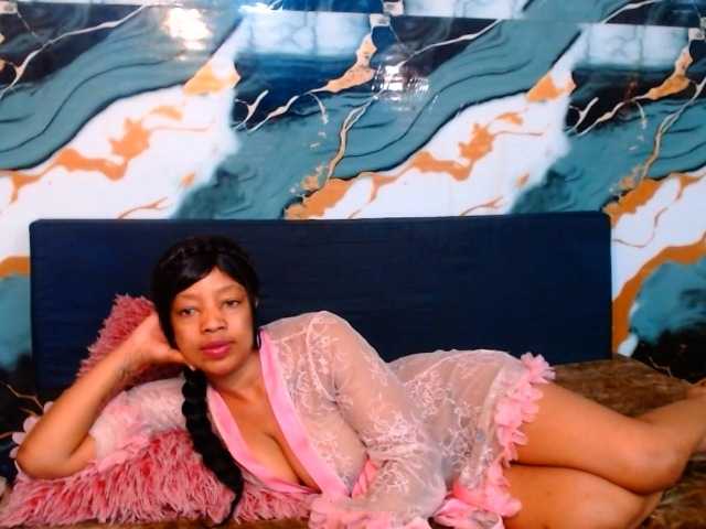 choclatelipsxxx live cam on BongaCams