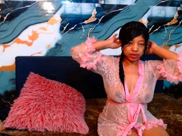 choclatelipsxxx live cam on BongaCams