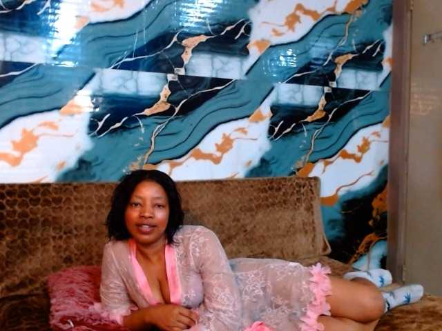 choclatelipsxxx live cam on BongaCams
