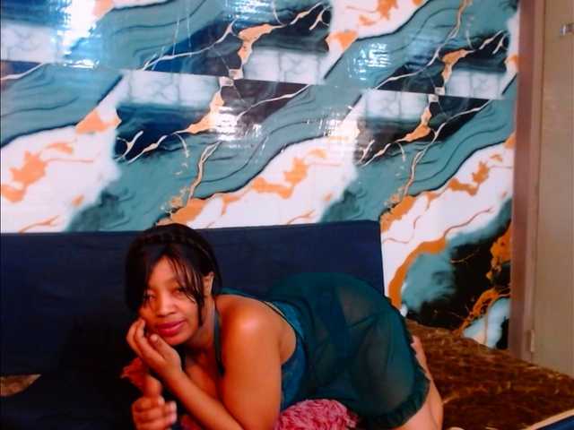 choclatelipsxxx live cam on BongaCams