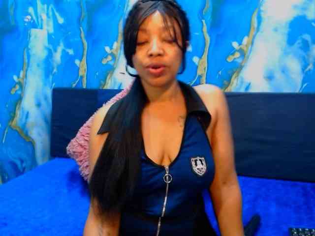 choclatelipsxxx webcam