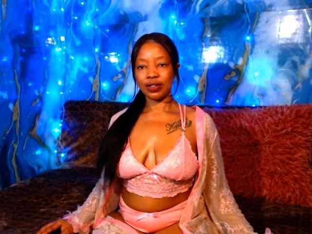 choclatelipsxxx webcam