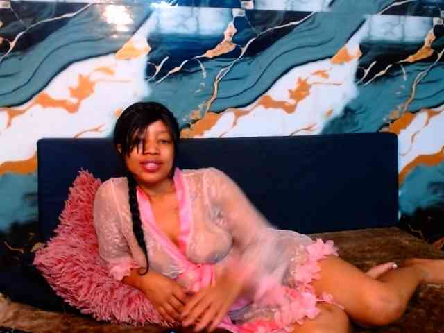 choclatelipsxxx webcam