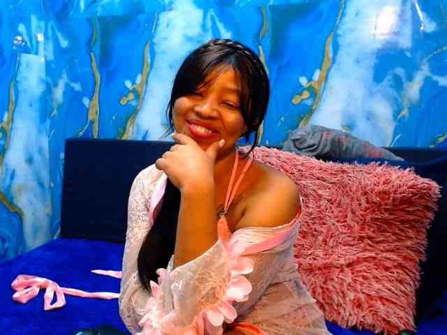 choclatelipsxxx webcam