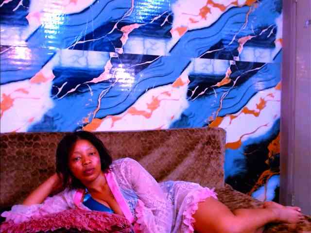 choclatelipsxxx webcam