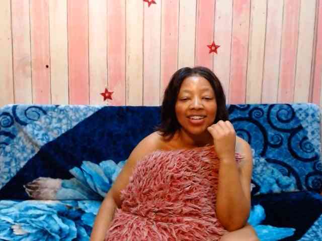 choclatelipsxxx webcam