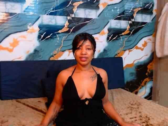 choclatelipsxxx webcam