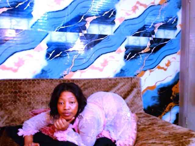 choclatelipsxxx webcam