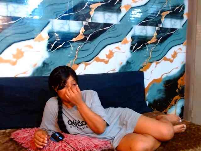 choclatelipsxxx webcam