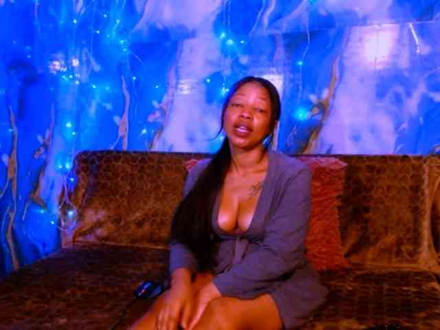 choclatelipsxxx choclatelipsxxx