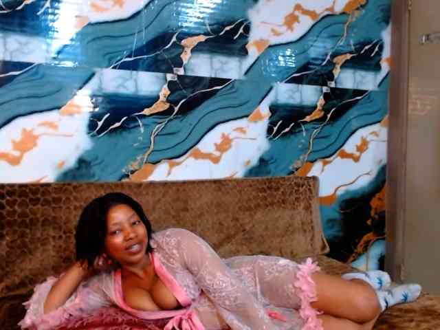 choclatelipsxxx webcam