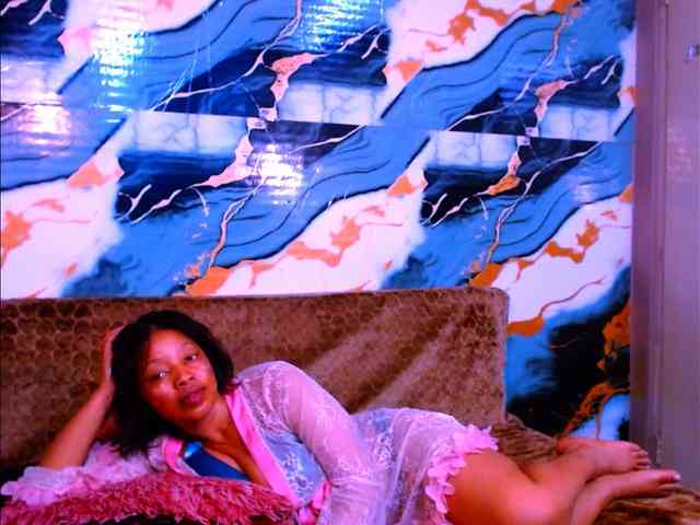 choclatelipsxxx webcam