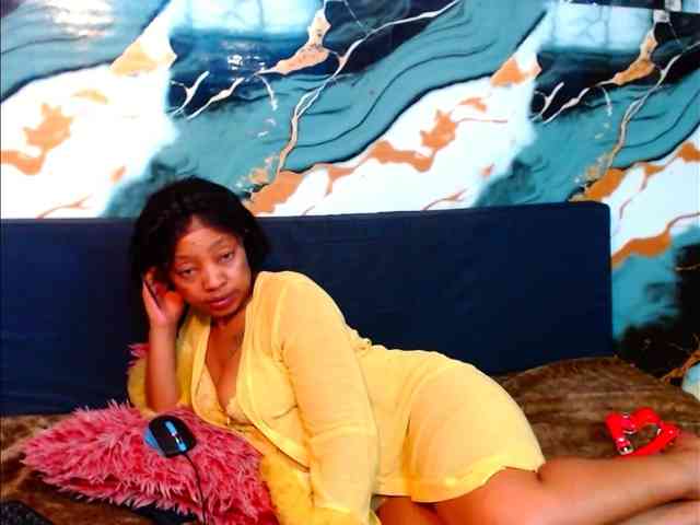 choclatelipsxxx webcam