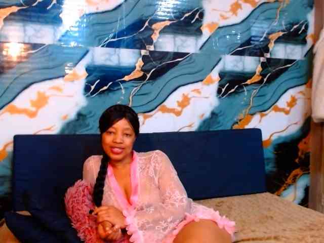 choclatelipsxxx webcam