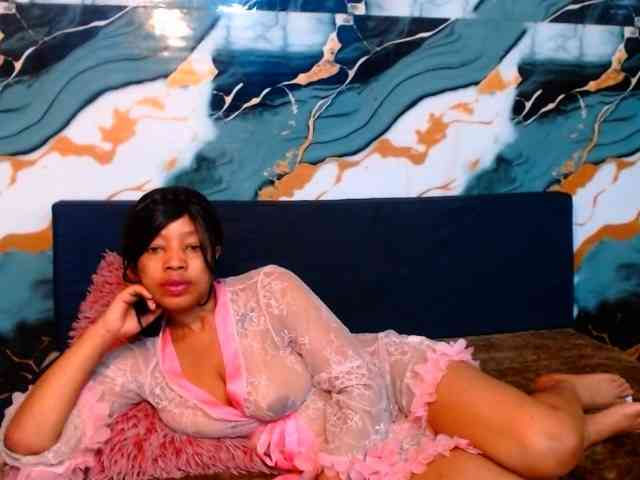 choclatelipsxxx webcam