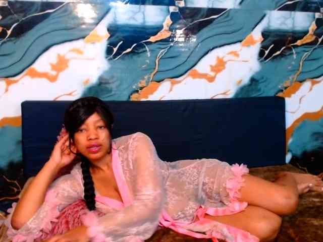 choclatelipsxxx webcam