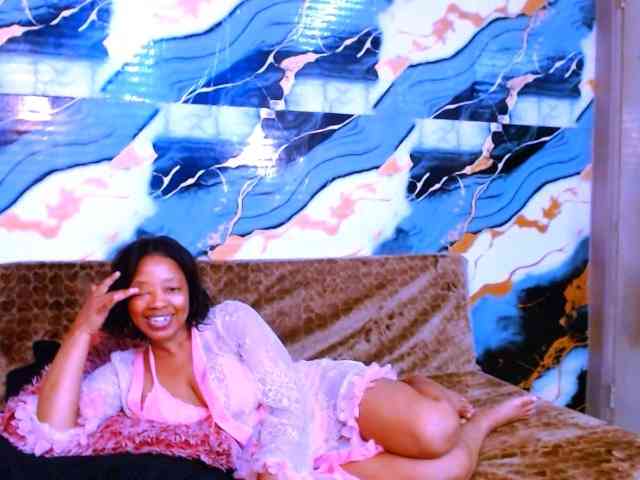 choclatelipsxxx webcam